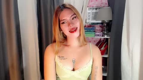 andrea06121998 online show from February 28, 3:00 pm
