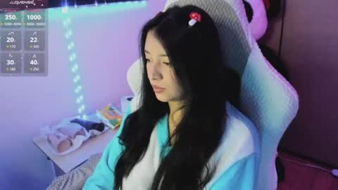andrea_bonnie online show from July 8, 10:28 am