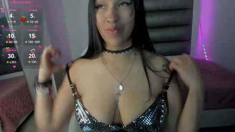 andrea_brunette_ online show from September 20, 2:04 pm