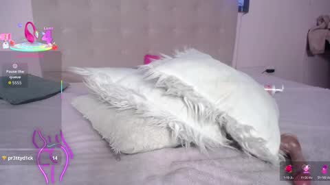 Snapshot of andrea_ramoss_ chatting on October 1, 9:53 pm Andrea Ramos online show from October 1, 9:53 pm