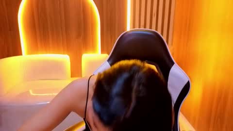 andrea_tx online show from February 10, 1:25 pm