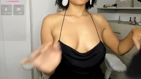 Andrea  online show from November 6, 1:39 pm