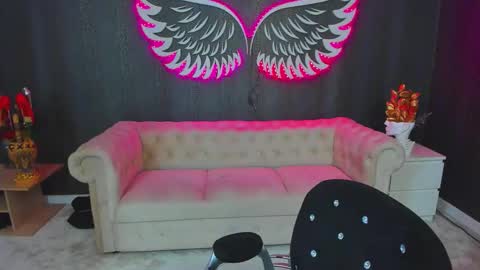 Snapshot of anemariejolie chatting on September 28, 4:23 pm Anne online show from September 28, 4:23 pm