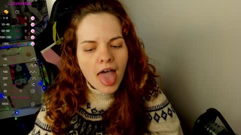 Snapshot of angel7you chatting on December 30, 10:01 pm Eva online show from December 30, 10:01 pm