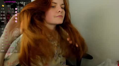 Snapshot of angel7you chatting on December 9, 11:26 am Eva online show from December 9, 11:26 am