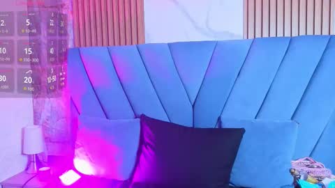 angel__red_ online show from March 27, 8:26 am