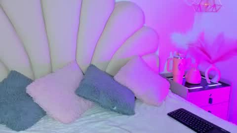 Angel online show from June 26, 3:57 pm
