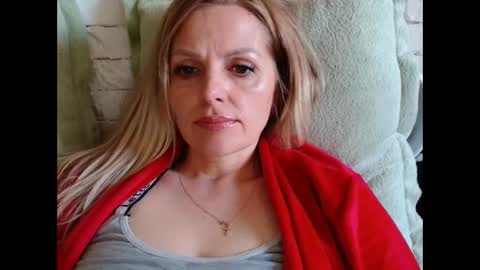 Snapshot of angel_girllovemy chatting on October 30, 8:05 am ANGEL online show from October 30, 8:05 am