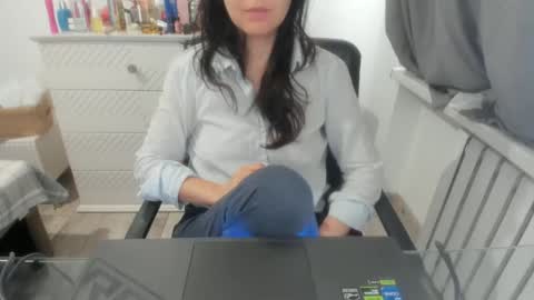 angel_lee__ online show from January 17, 4:49 am