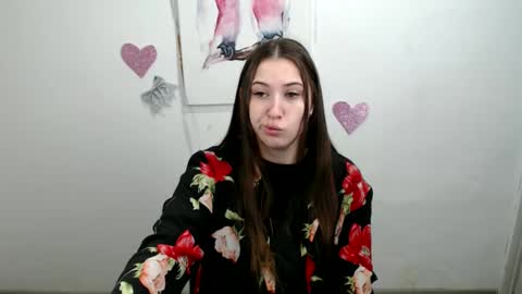 angel_silenia online show from January 15, 7:58 am