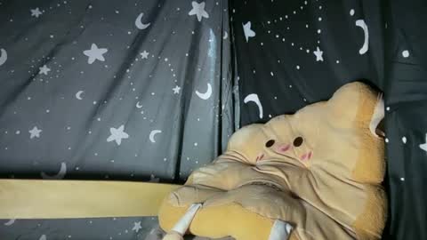 angel_slutty online show from July 1, 2:44 am