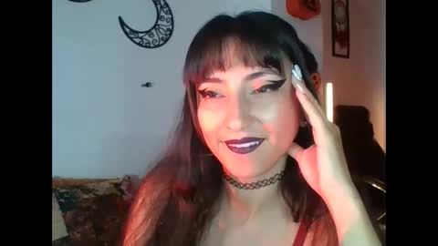 Snapshot of angela_mis chatting on October 16, 11:07 pm Angela online show from October 16, 11:07 pm