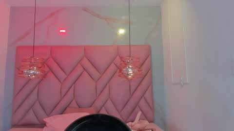 ANGELA online show from May 14, 4:35 pm