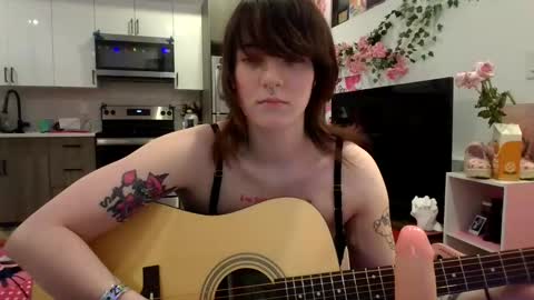 Snapshot of angelalice555 chatting on September 20, 8:12 am angelalice555 online show from September 20, 8:12 am