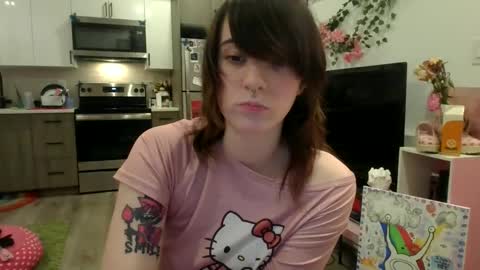 Snapshot of angelalice555 chatting on October 5, 8:19 am angelalice555 online show from October 5, 8:19 am