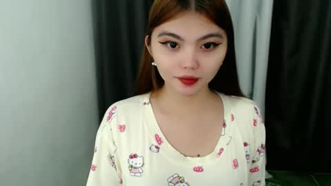 angelari_slut online show from December 15, 6:29 am