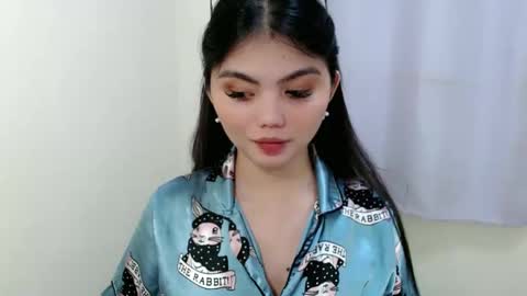 Snapshot of angelari_slut chatting on October 17, 7:22 am angelari_slut online show from October 17, 7:22 am