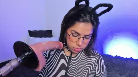 Angela Ricci online show from October 28, 8:35 pm