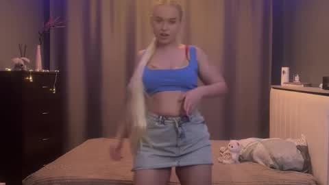 Angela and I just new here Pls send Like and Subscribe 3 online show from December 3, 4:42 pm