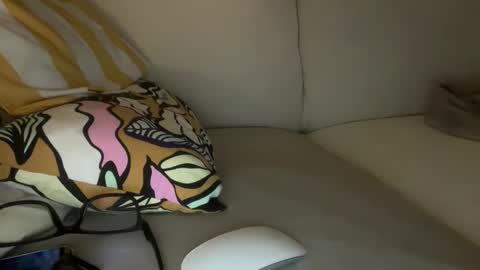 AngelHarly online show from October 29, 11:18 pm