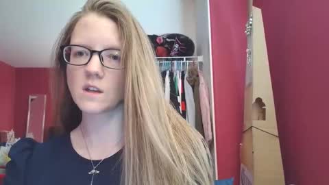 AngelicAngel online show from May 18, 7:42 pm
