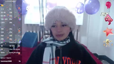 angelie online show from November 7, 5:57 am