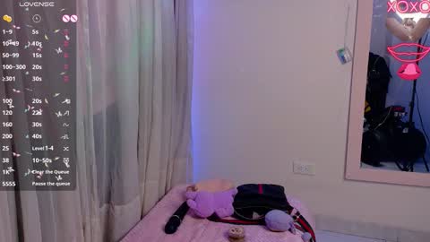 angelie online show from October 1, 10:04 pm