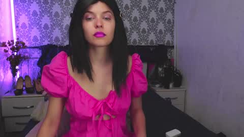 Snapshot of angelika_rouge chatting on September 15, 4:36 pm Angelika Rouge online show from September 15, 4:36 pm