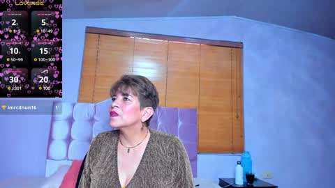 Snapshot of angelina_stone_65 chatting on January 13, 10:13 pm Angelina online show from January 13, 10:13 pm