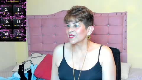 Snapshot of angelina_stone_65 chatting on January 8, 9:55 pm Angelina online show from January 8, 9:55 pm