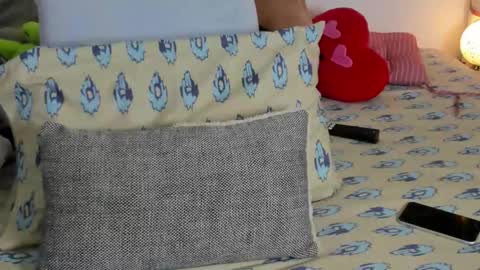 Angeline Smith  online show from October 17, 1:31 am