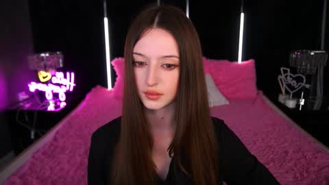 Snapshot of angellblush chatting on October 16, 1:47 pm AngelBlush online show from October 16, 1:47 pm