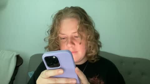 Snapshot of angeloflight273360 chatting on October 1, 1:27 pm Angel of Light online show from October 1, 1:27 pm
