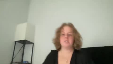 Snapshot of angeloflight273360 chatting on September 8, 6:07 pm Angel of Light online show from September 8, 6:07 pm