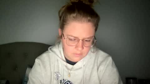 Snapshot of angeloflight273360 chatting on January 27, 2:13 pm Angel of Light online show from January 27, 2:13 pm