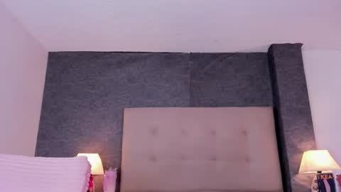 Angela online show from October 20, 1:14 pm