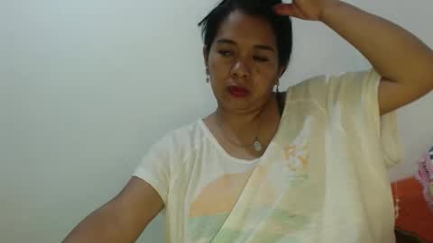 rebeca online show from May 7, 1:10 am
