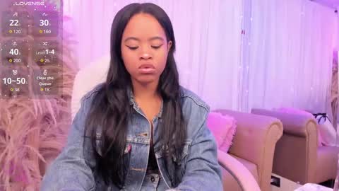 Snapshot of angelsmia_ chatting on September 26, 5:05 am  MIA available content ask online show from September 26, 5:05 am