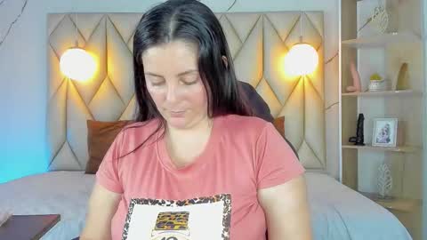 ANGIE online show from January 14, 3:06 pm