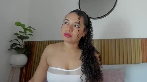 Snapshot of angie_leonn chatting on September 18, 12:04 pm A N G I E online show from September 18, 12:04 pm