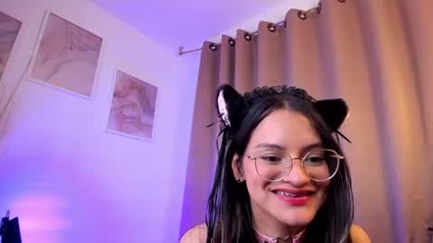 AngiePirs online show from August 6, 9:11 pm