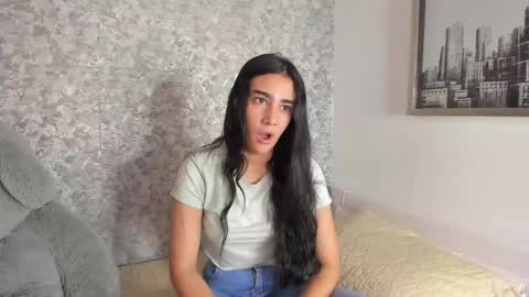 anika_h online show from April 9, 12:21 pm