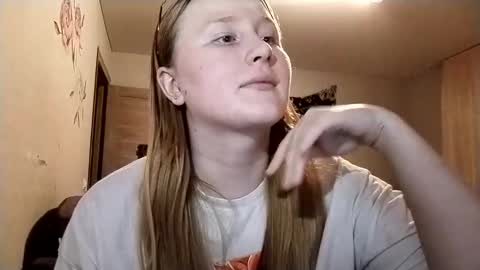 Anika online show from October 31, 12:23 am