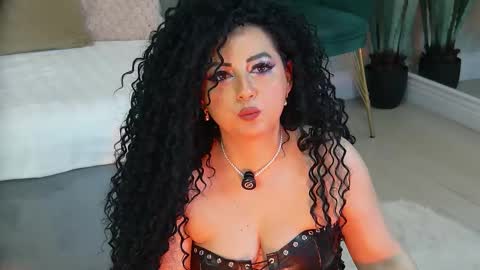 anissia teaser online show from February 25, 8:24 am