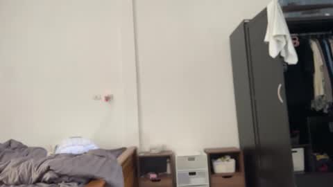 anita__hills online show from December 3, 9:44 am