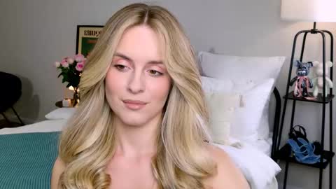 Anita online show from September 25, 1:10 pm