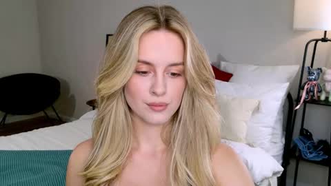 Anita online show from October 5, 11:59 am