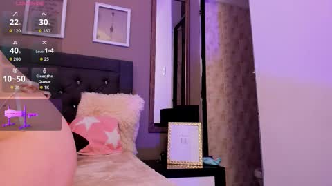 Anitafoxx online show from December 13, 7:53 pm