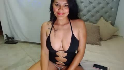 esmeralda online show from September 17, 6:50 pm