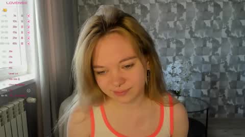 Anna online show from May 16, 10:36 am